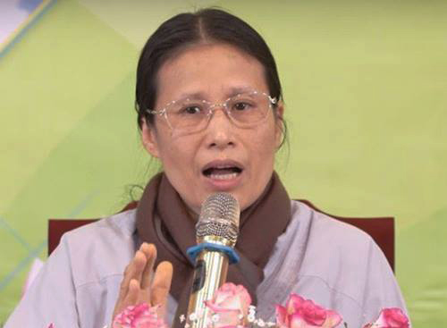 Bà Phạm Thị Yến lên tiếng xin lỗi gia đình nữ sinh giao gà ở Điện Biên
