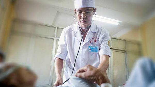 Bác sĩ chuyên khoa gan phát hiện mắc bệnh ung thư gan