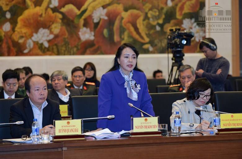 Bộ trưởng Y tế Nguyễn Thị Kim Tiến: Ung thư không phải do thực phẩm bẩn