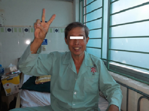 KỲ DIỆU: Bệnh viện Trưng Vương cứu sống bệnh nhân ngưng tim trên đường đến viện