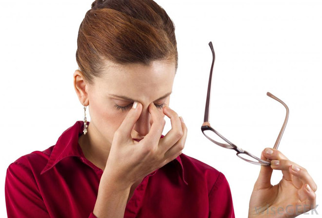 Mỏi mắt là gì? Đâu là những triệu chứng cơ bản nhận biết bệnh?