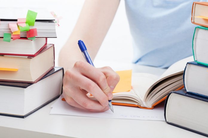 Tham khảo hướng làm tốt những phần trong đề thi THPT Quốc gia 2019 môn Ngữ văn