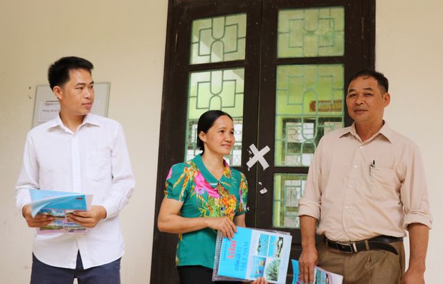 Thí sinh cao tuổi đi thi THPT Quốc gia 2019 làm gương cho con cháu