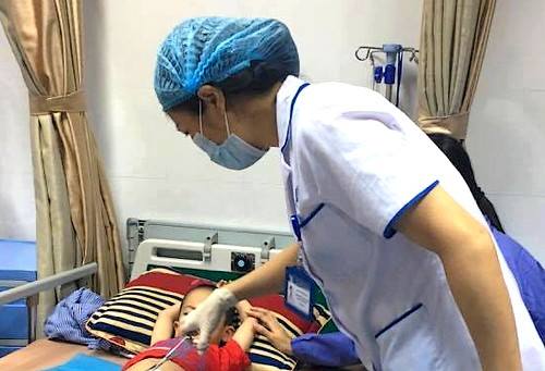 Đề nghị truy tố nữ y sĩ khiến 103 bé mắc bệnh sùi mào gà