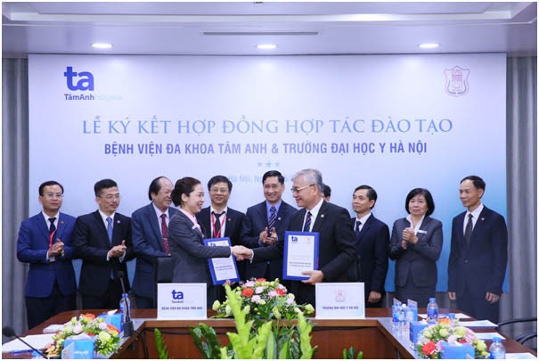 Sinh viên y, bác sĩ nội trú được đào tạo thực hành tại bệnh viện tư nhân