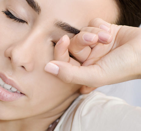 Tổng hợp thói quen làm ảnh hưởng nghiêm trọng đến sức khỏe của mắt