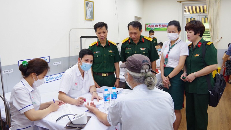 Quân y quân đội có được hành nghề khám, chữa bệnh không