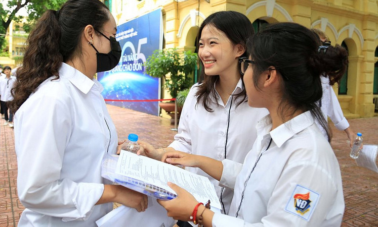 Nếu bỏ xét tuyển sớm thì các kỳ thi ĐGNL, ĐGTD, V-SAT bị ảnh hưởng như thế nào?
