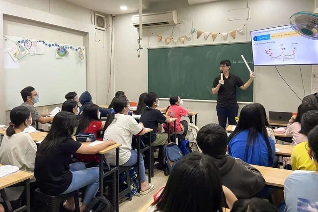 Tiến tới môi trường giáo dục không dạy thêm, học thêm
