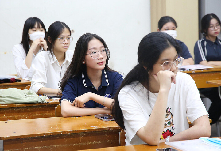 Loại bỏ đề xuất bốc thăm môn thi thứ ba trong tuyển sinh lớp 10