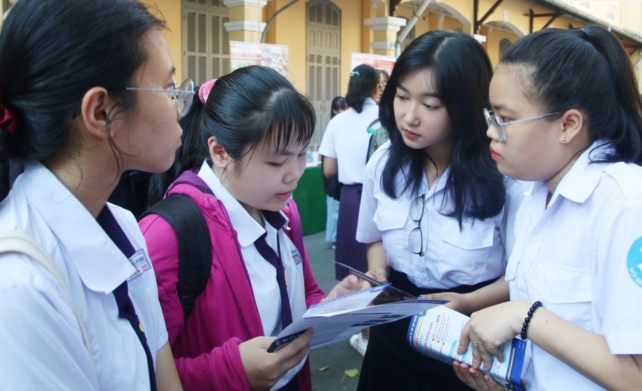 Lịch thi Đánh giá năng lực ĐH Quốc gia TPHCM 2025