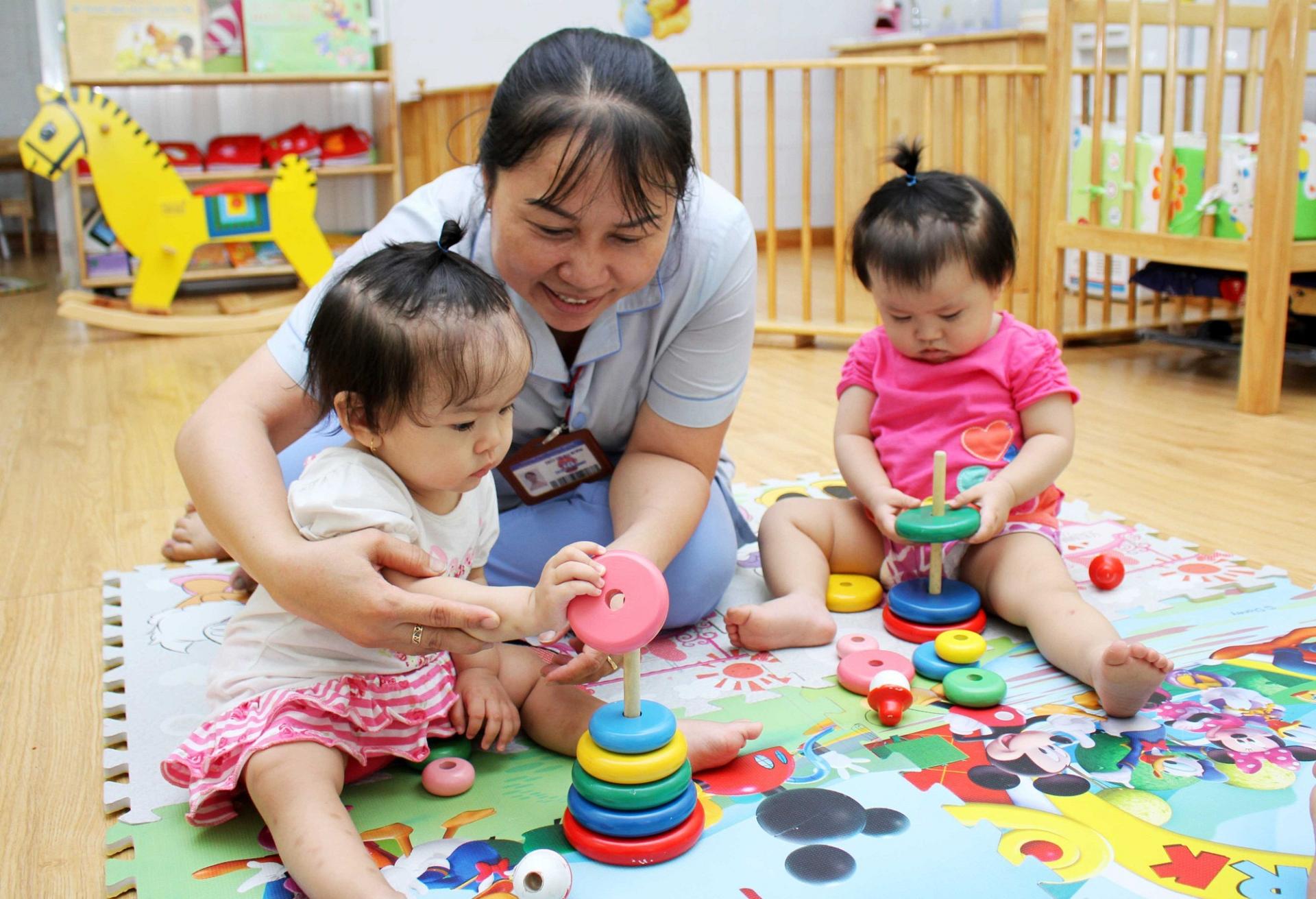 Giáo viên mầm non mong chờ được nghỉ hưu sớm
