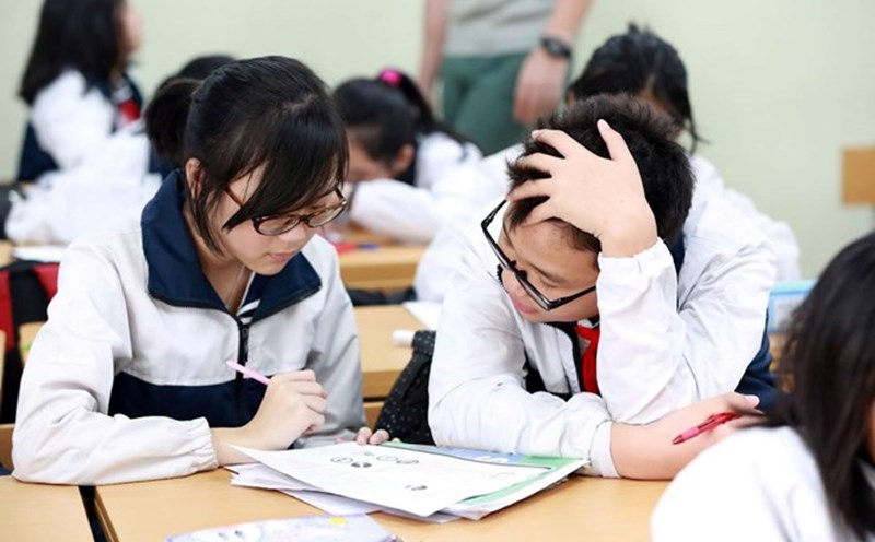 Thứ trưởng Giáo dục: Thay đổi môn thi thứ 3 vào lớp 10 để tránh học lệch