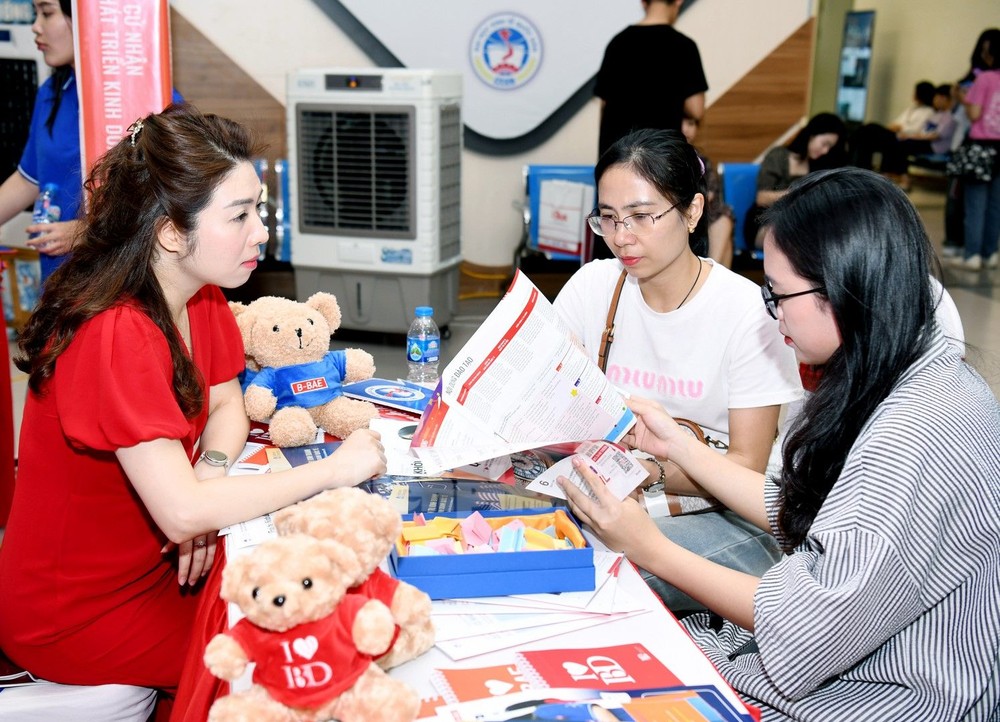 18 trường Đại học sử dụng điểm thi V-SAT tuyển sinh năm 2025