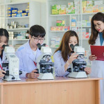 Học ngành Dược thi khối nào? Ngành dược học trường nào tốt nhất Hồ Chí Minh?